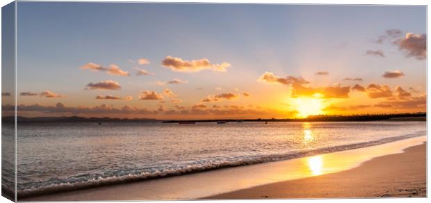 Sunset at Playa Dorada  Canvas Print by Naylor's Photography