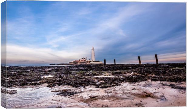 St. Mary's Lighthouse in Whitley Bay Canvas Print by Naylor's Photography