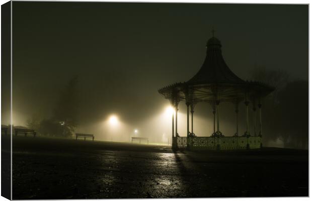 Bandstand Canvas Print by Les Hopkinson