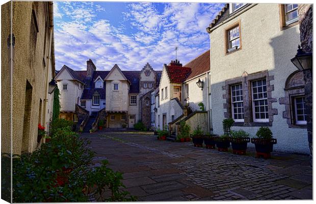 White Horse Close, The Royal Mile, Edinburgh Canvas Print by Ann McGrath