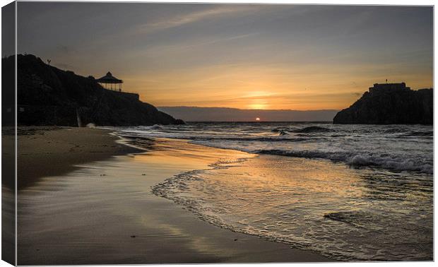  Tenby. Canvas Print by Philip Jones