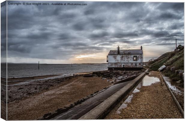 Moody scene of the watch house at Lepe Beach Canvas Print by Sue Knight