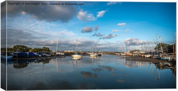 Boats at Ashlett Creek Canvas Print by Sue Knight