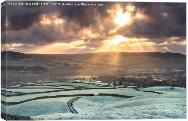Spectacular Crepuscular Rays Over the North Pennin Canvas Print by David Forster