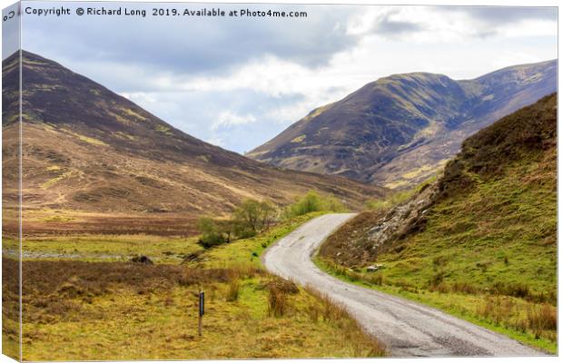 Glen Roy  Canvas Print by Richard Long