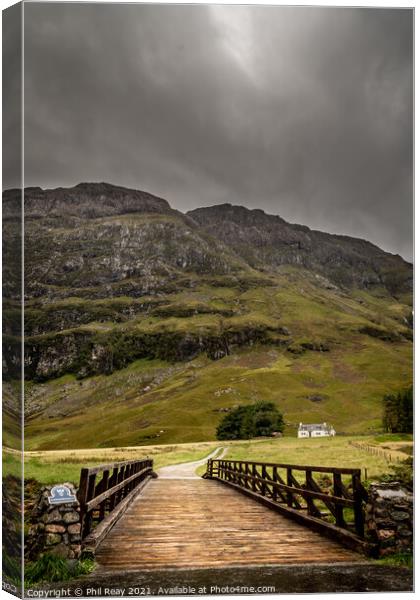 Achnambeithach cottage, Glencoe Canvas Print by Phil Reay