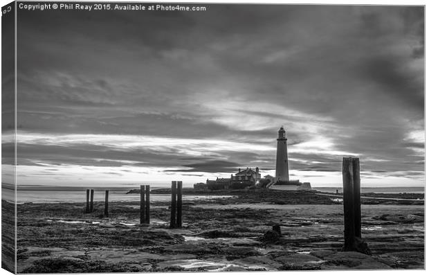  St Mary`s Lighthouse Canvas Print by Phil Reay