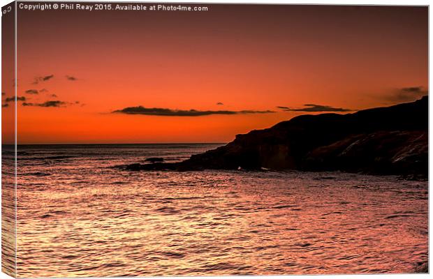  Cullercoats Bay (3) Canvas Print by Phil Reay