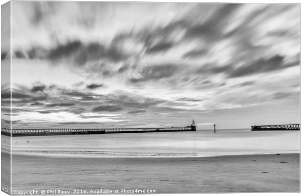 Blyth beach and piers Canvas Print by Phil Reay