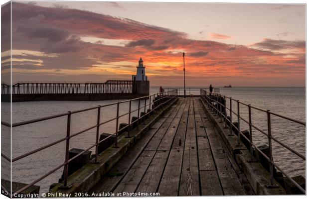 Sunrise at Blyth pier Canvas Print by Phil Reay