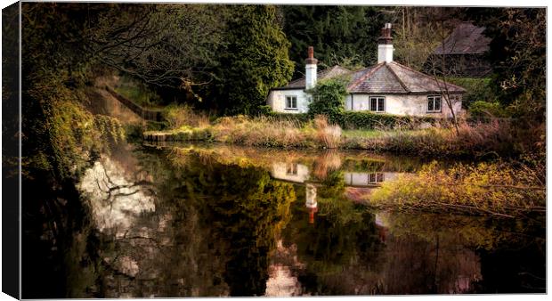  The White House on the Canal Canvas Print by Colin Evans