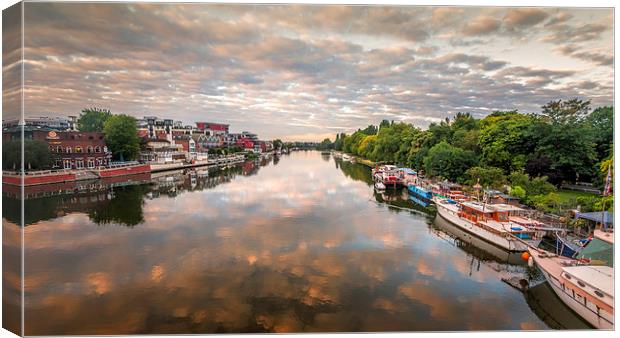 View of the River Thames at Kingston Unon Thames Canvas Print by Colin Evans