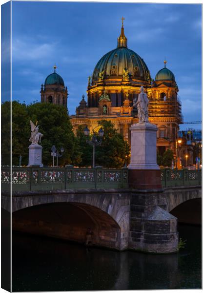 Berlin Cathedral And Schloss Bridge In Berlin Canvas Print by Artur Bogacki