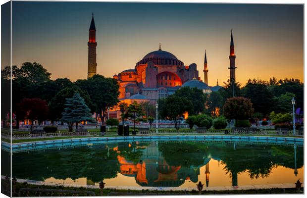 Hagia Sophia at Dawn in Istanbul Canvas Print by Artur Bogacki