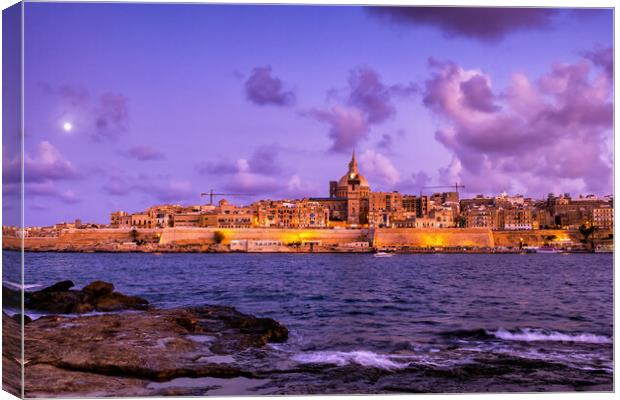 Valletta Skyline At Dusk From Manoel Island Canvas Print by Artur Bogacki
