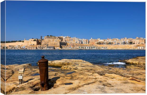 City of Valletta in Malta from Vittoriosa Shore Canvas Print by Artur Bogacki