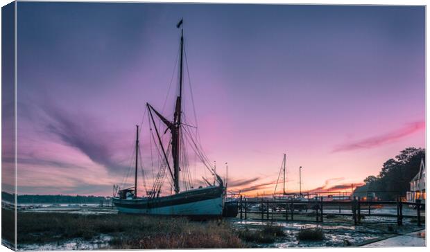 Sunrise on a Thames Sailing Barge Canvas Print by Bill Allsopp