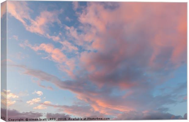 Pink clouds and blue skies at sunset 0162 Canvas Print by Simon Bratt LRPS