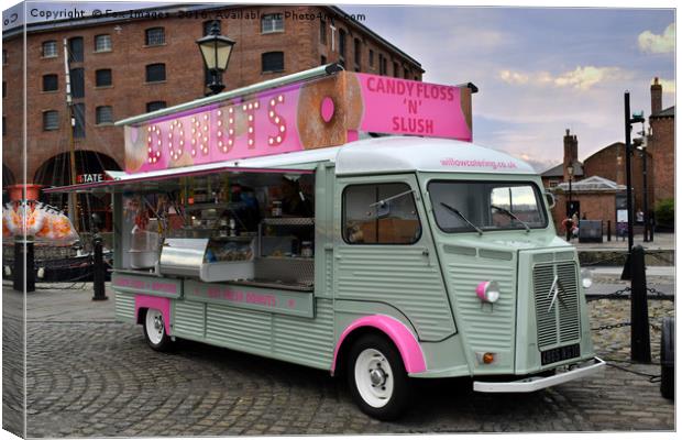 Food wagon in liverpool Canvas Print by Derrick Fox Lomax