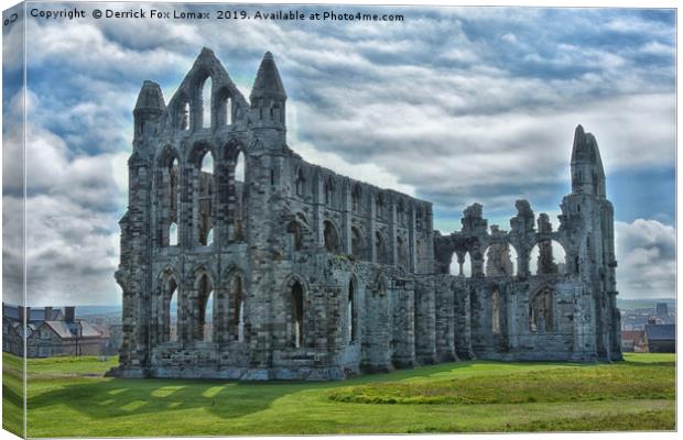 Whitby abbey yorkshire Canvas Print by Derrick Fox Lomax