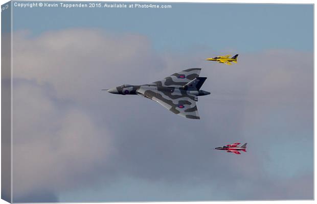  Vulcan & Gnat Formation Canvas Print by Kevin Tappenden
