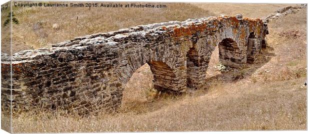 Old Ruins Canvas Print by Laurianne Smith