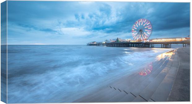 Blackpool Central Pier At High Tide Canvas Print by Phil Durkin DPAGB BPE4