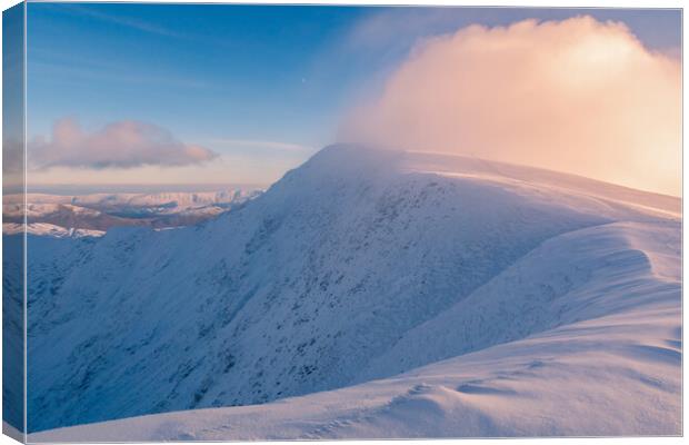 Helvellyn. Lake District. Canvas Print by John Finney