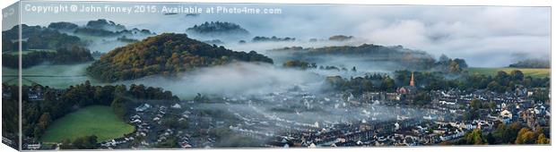  Keswick town, Cumbria. Canvas Print by John Finney