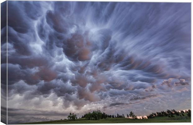 Mammatus clouds over Montana  Canvas Print by John Finney