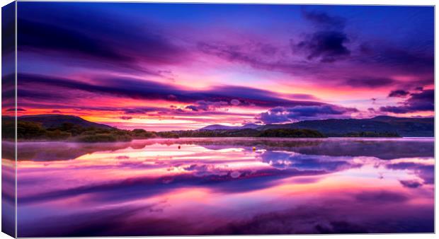 Derwent water sunrise, Lake District Canvas Print by John Finney