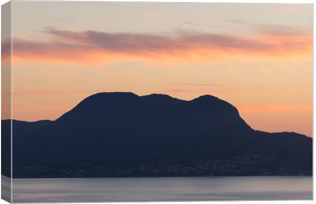 ÅLESUND 08 Canvas Print by Tom Uhlenberg