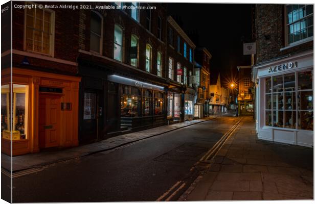 York at night Canvas Print by Beata Aldridge