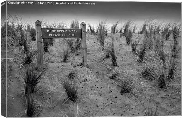  Sand Dunes Canvas Print by Kevin Clelland