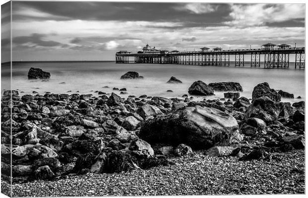  The Pier LLandudno  Canvas Print by Chris Evans