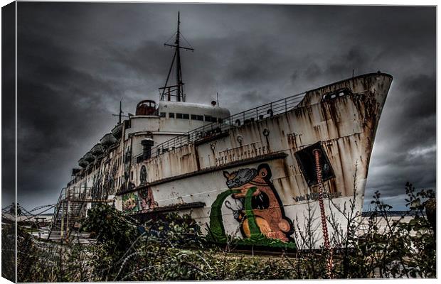  The Duke of Lancaster  Canvas Print by Chris Evans