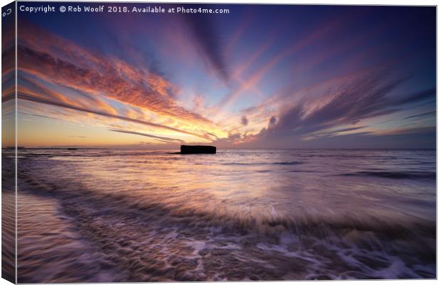 Summer Solstice at Walton on the Naze. Canvas Print by Rob Woolf