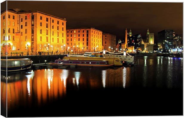  Liverpool Albert Dock Canvas Print by David Chennell