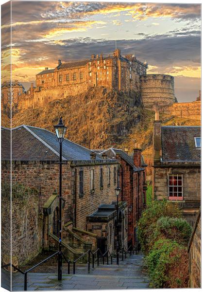 Edinburgh Sunset from the Vennel Canvas Print by Miles Gray