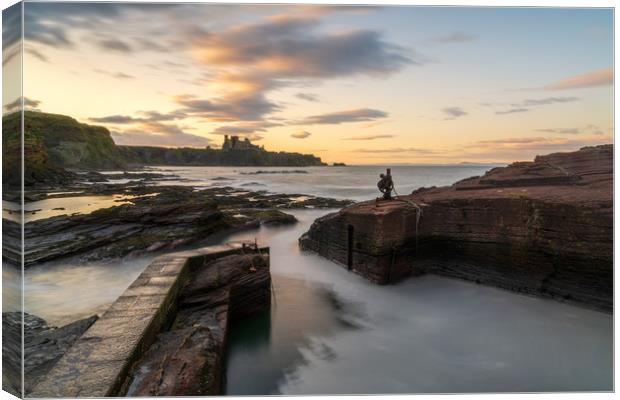 Sunset over Tantallon Castle Canvas Print by Miles Gray