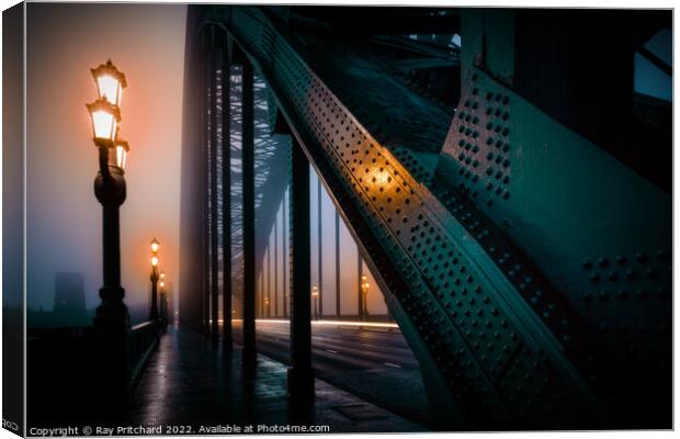 Tyne Bridge Canvas Print by Ray Pritchard