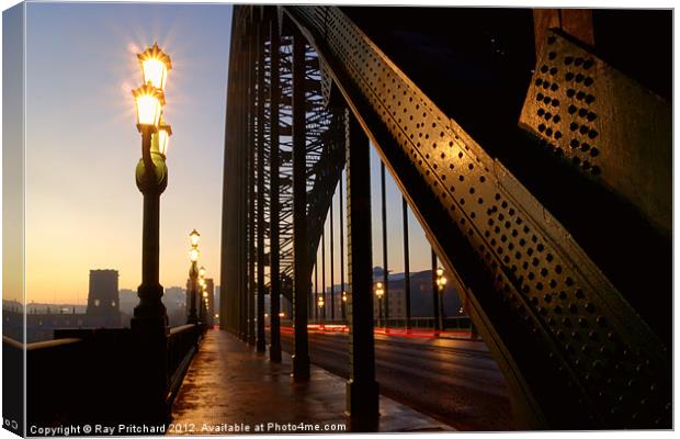 The Tyne Bridge Canvas Print by Ray Pritchard