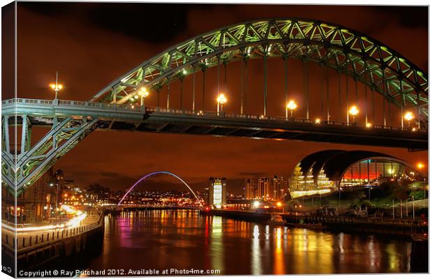 Evening On The Tyne Canvas Print by Ray Pritchard