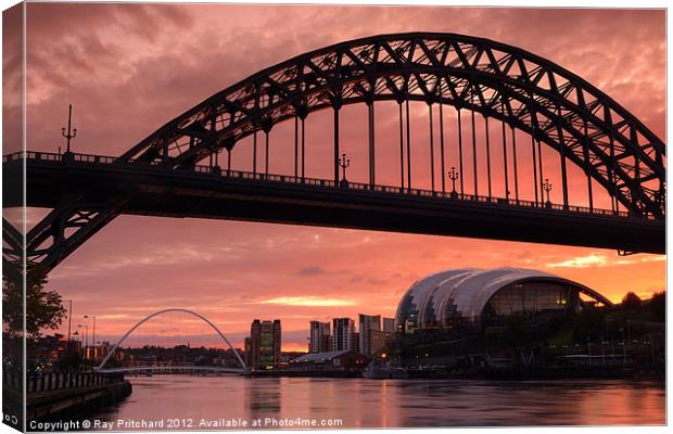 Sunrise Over The Tyne(RELOADED) Canvas Print by Ray Pritchard