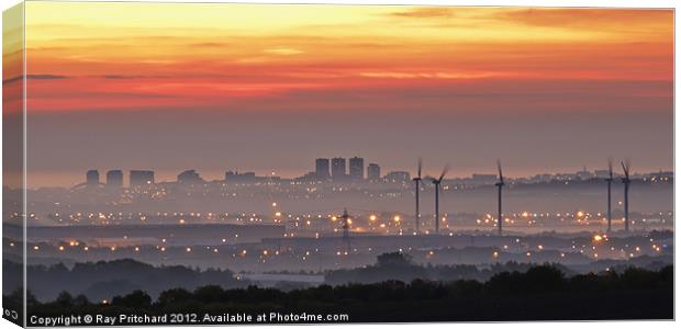 Sunrise over Sunderland Canvas Print by Ray Pritchard