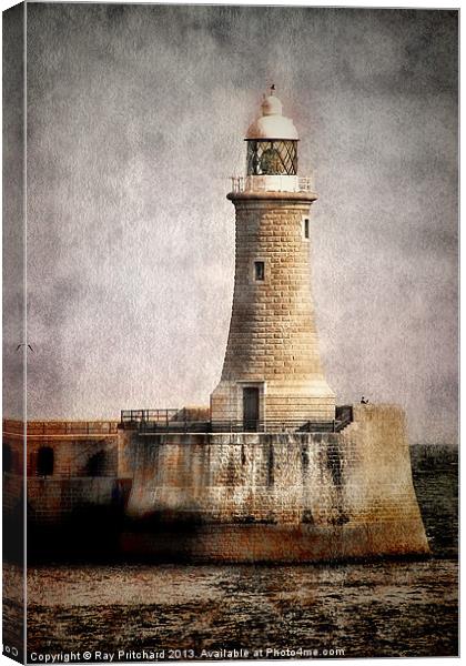 Tynemouth Lighthouse Canvas Print by Ray Pritchard