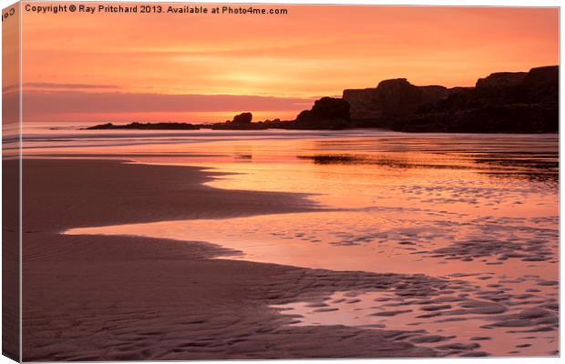 South Shields Beach at Sunrise Canvas Print by Ray Pritchard