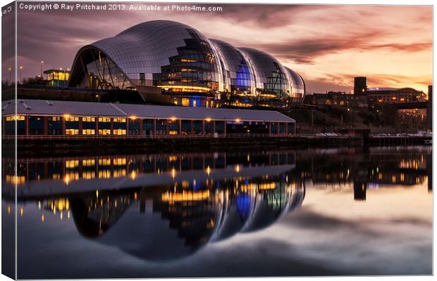 The Sage in Gateshead Canvas Print by Ray Pritchard