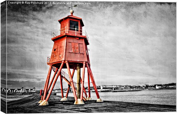 Herd Lighthouse Canvas Print by Ray Pritchard