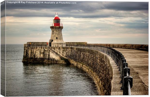 South Shields Pier and Lighthouse Canvas Print by Ray Pritchard